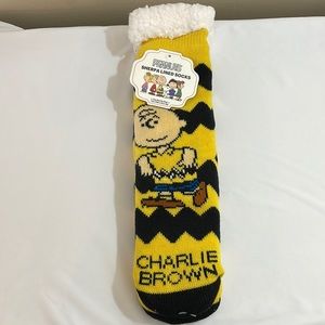 NWT Unisex Peanuts Sherpa Lined Socks Non-Slip
